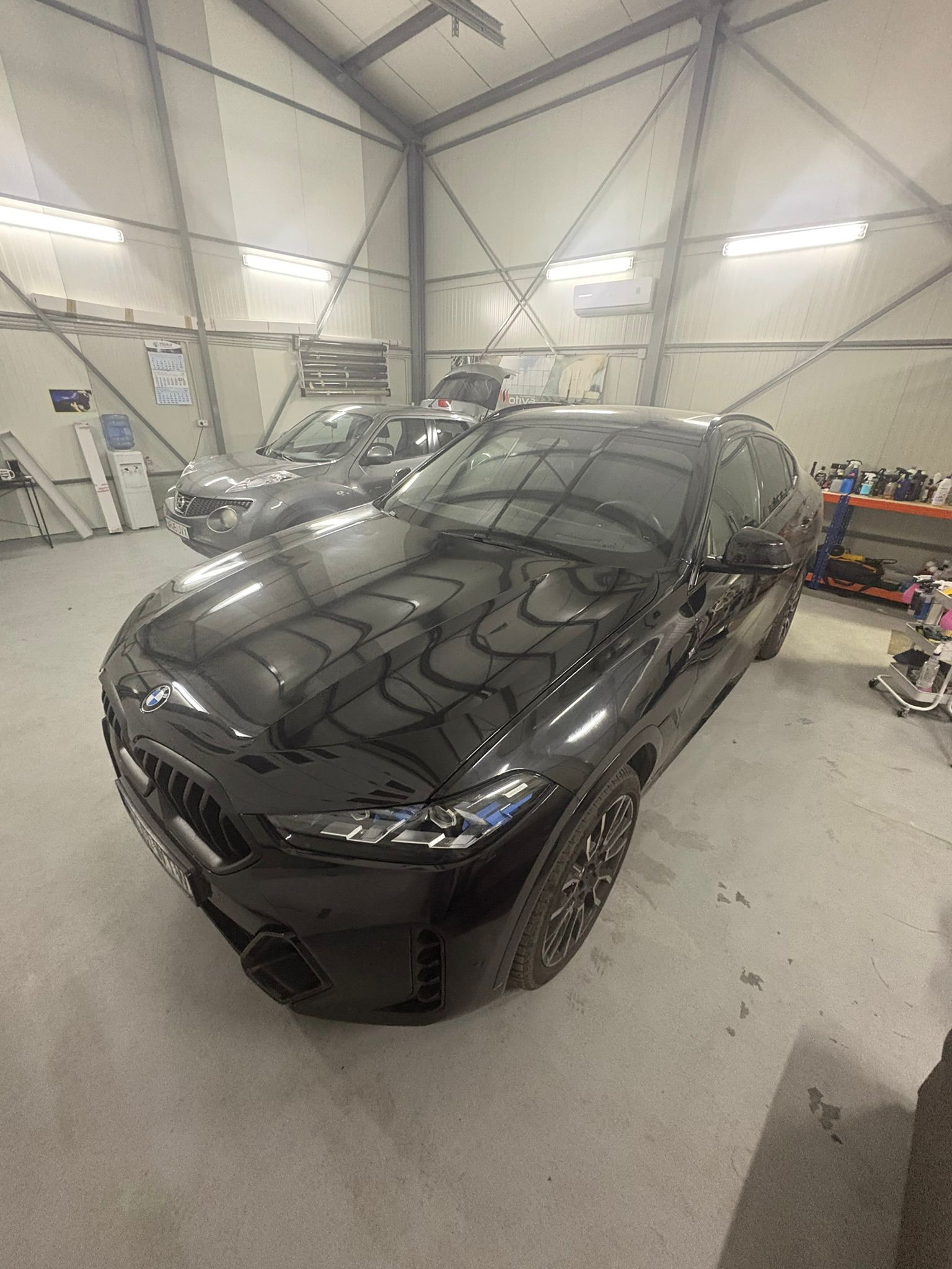 CarTint Garage - Atelier BMW