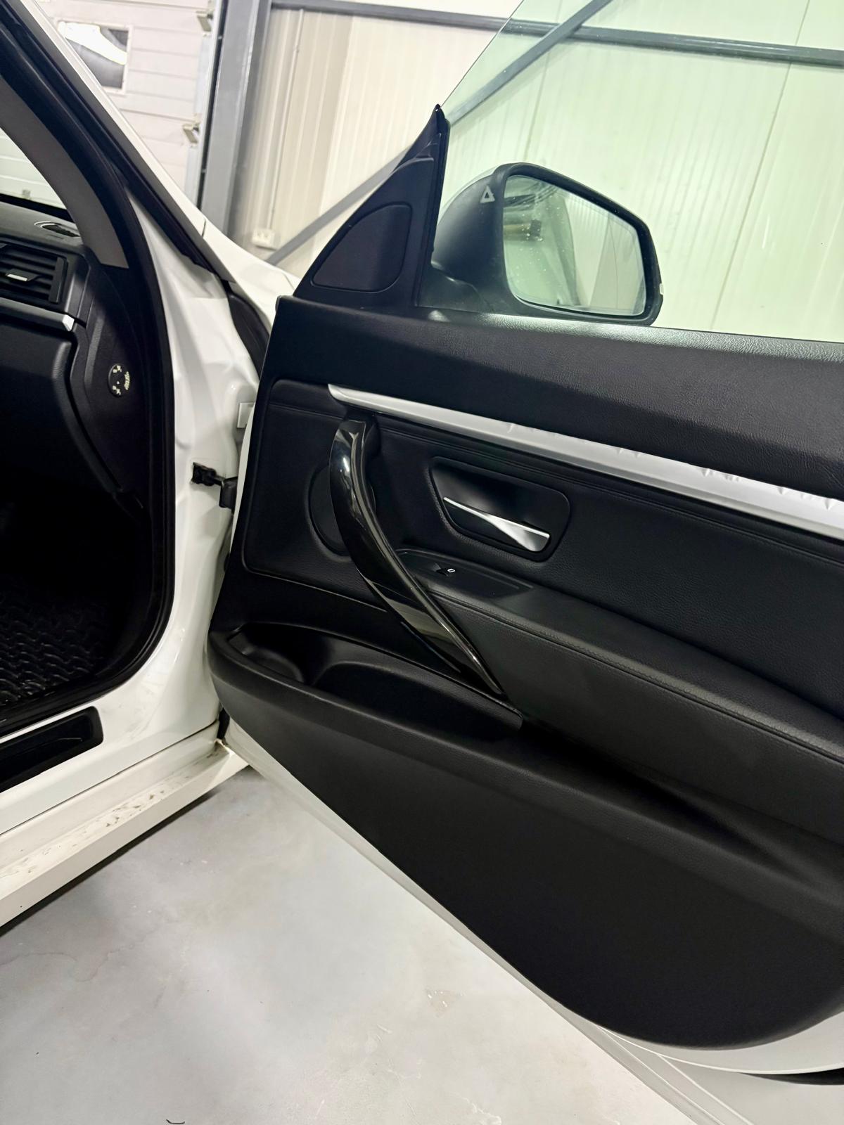 Colantare Interior BMW Usa