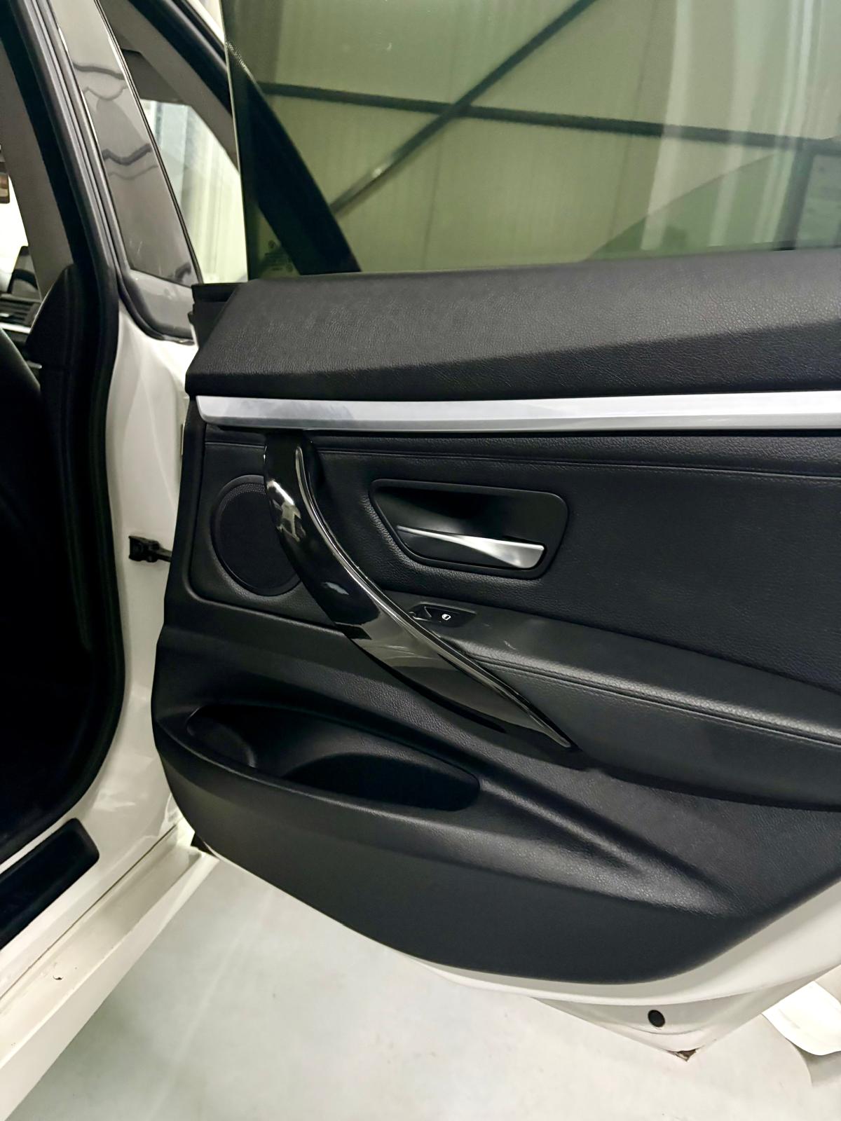 Colantare Interior BMW Detaliu
