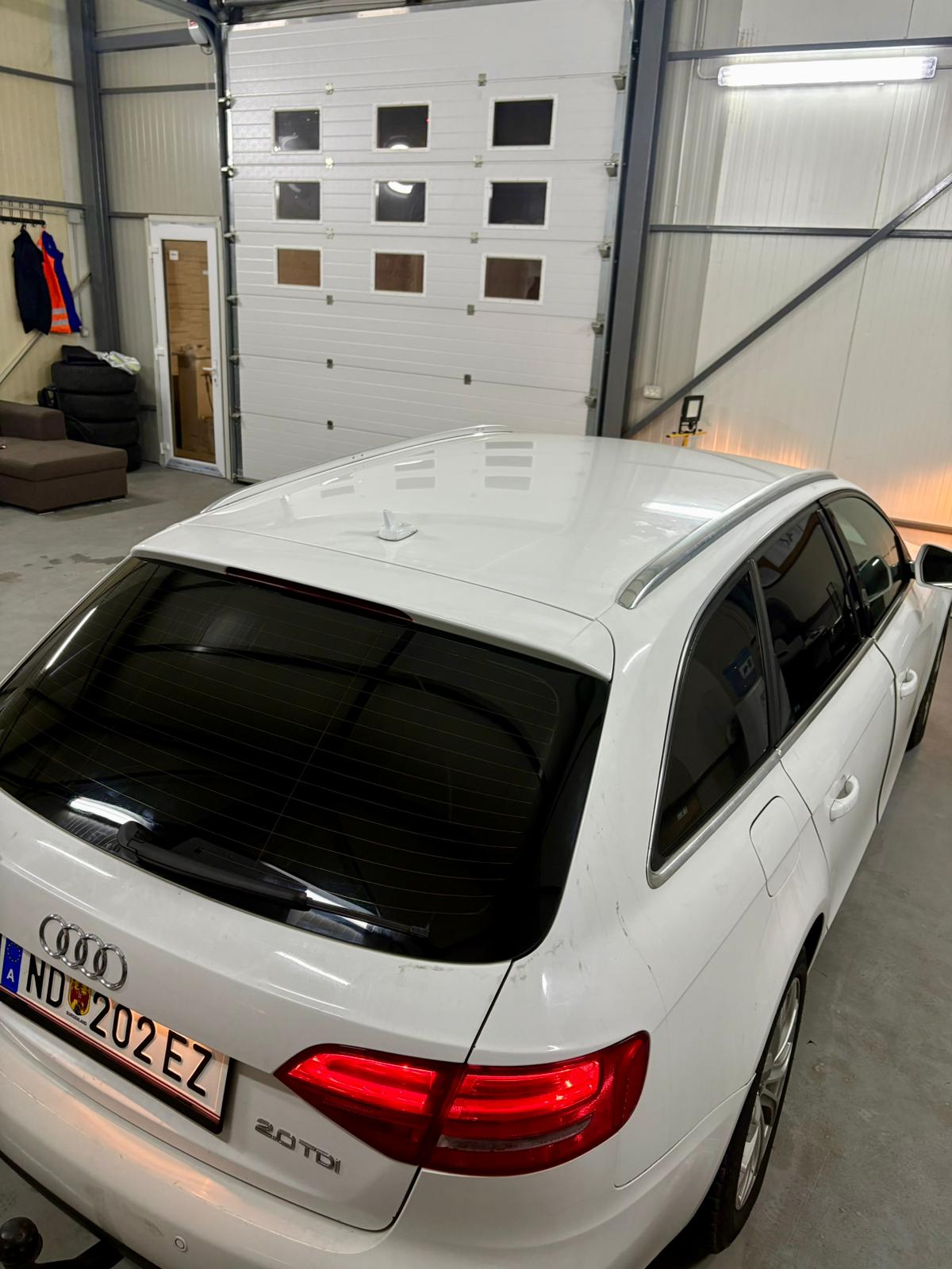 Folii Auto Audi A4 Alb